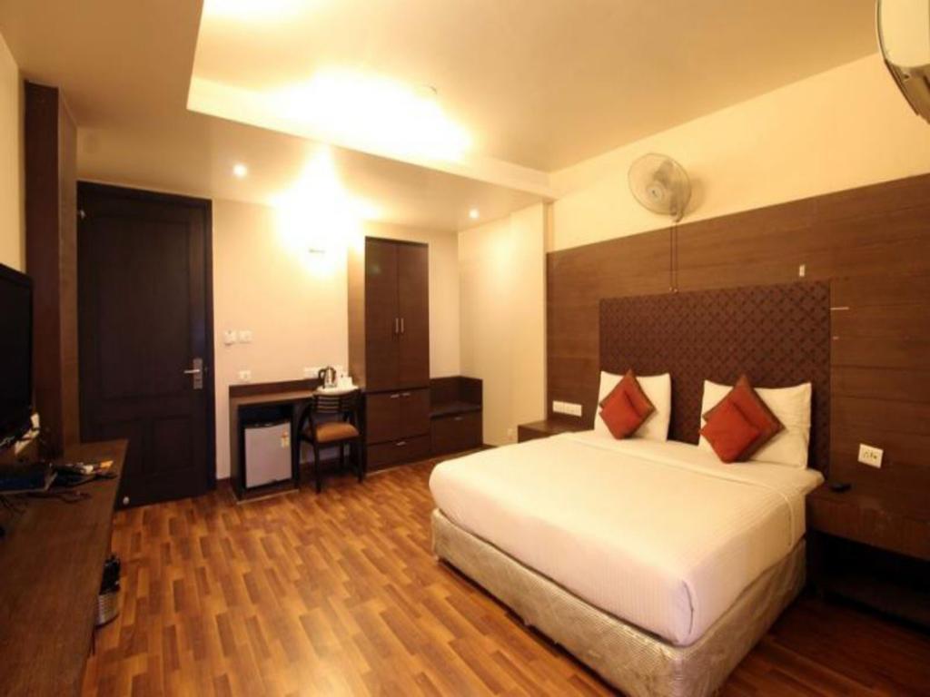 Treebo Premium Relax Inn Patel Nagar نيودلهي المظهر الخارجي الصورة
