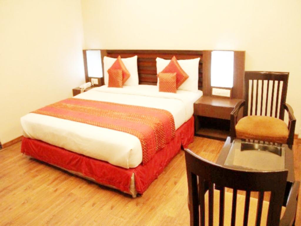 Treebo Premium Relax Inn Patel Nagar نيودلهي المظهر الخارجي الصورة